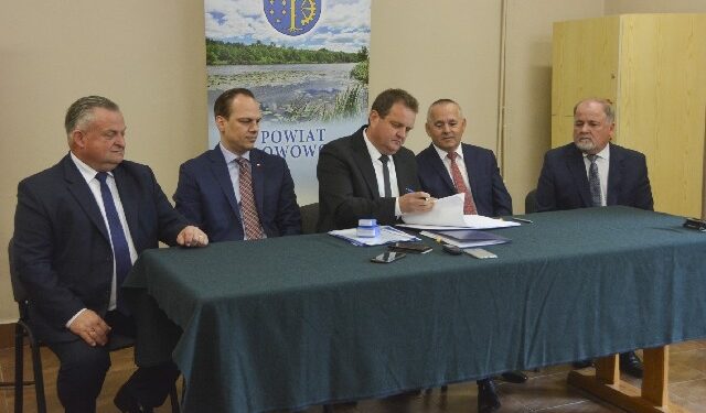 Stalowa Wola: Umowa na budowę bloku operacyjnego podpisana