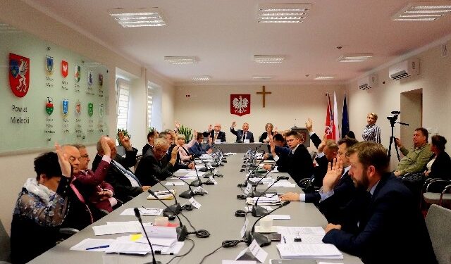 Mielec:  Jednogłośne absolutorium  dla Zarządu Powiatu Mieleckiego