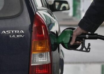 Tuszów Narodowy: Tankował samochody kolegów na konto firmy, w której pracował.