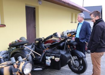 Dębica: Dinozaury Motoryzacji