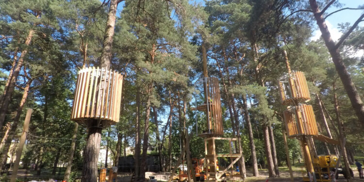 Stalowa Wola: Park linowy w sierpniu