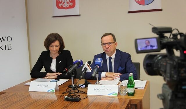 Mielec: Wojewoda o zwolnieniach lekarskich.