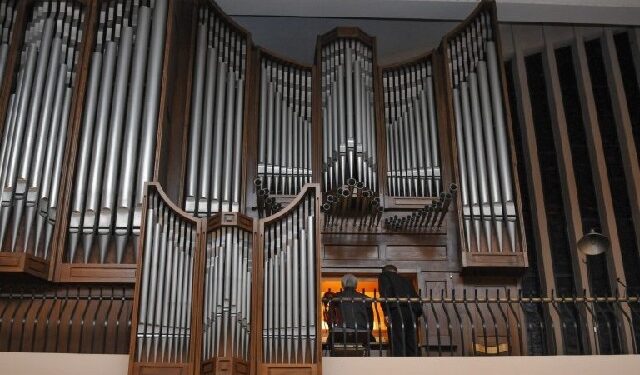 Mielec: Remonty także w
kościele.