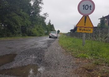 Dębica: Czekamy na remonty dróg.