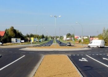 Mielec: Modernizują aleje.