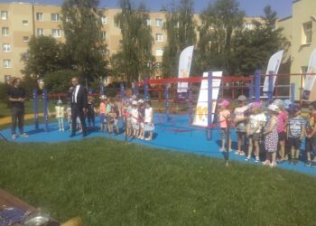 Mielec:  Mielec wzbogacił się o kolejny plac zabaw.