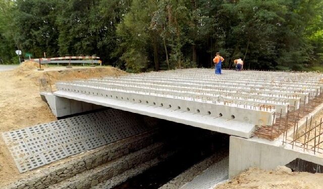 Trzciana: Przebudują most na Wiśni.