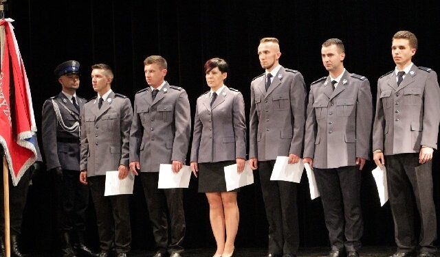 Stalowa Wola: Stalowowolscy policjanci świętowali.