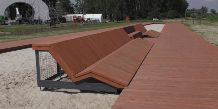 Stalowa Wola: Były radny chce kontroli NIK na błoniach