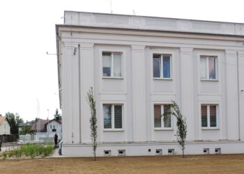 Mielec: Winda i park sensoryczny