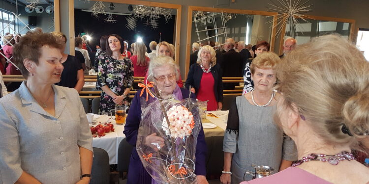 Tarnobrzeg. Świętowali Dzień Seniora.