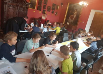 Tarnobrzeg. Warsztaty kaligrafii  w muzeum.