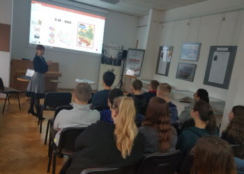 Tarnobrzeg. O obyczajach w bibliotece.