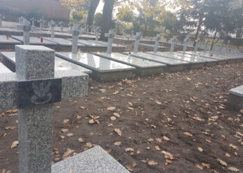 Tarnobrzeg. Zakończono pierwszy etap rewitalizacji cmentarza wojennego.