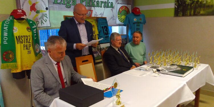 Mielec: Świętowanie w PALP.