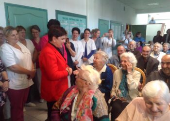 Mielec: Wicepremier Beata Szydło w Domu Pomocy Społecznej.