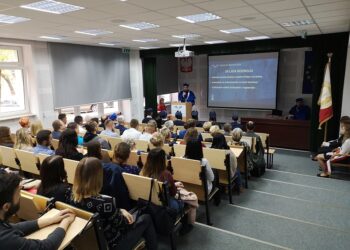 Tarnobrzeg: Trzeci rok akademicki w wydziale zamiejscowym Społecznej Akademii Nauk w Łodzi