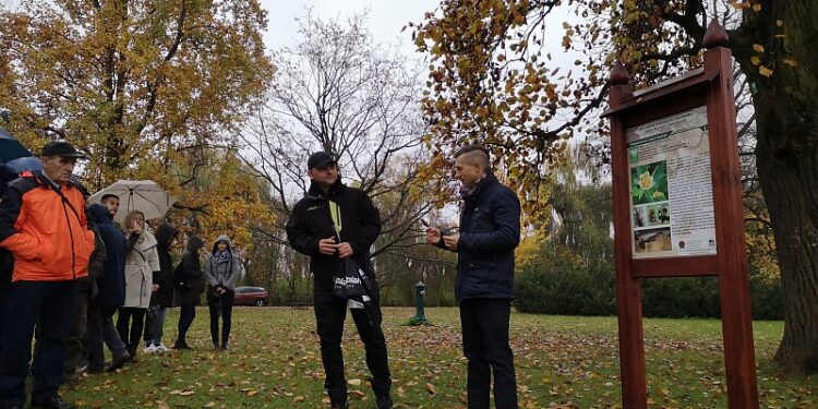 Baranów Sandomierski: Szlakiem pomników przyrody