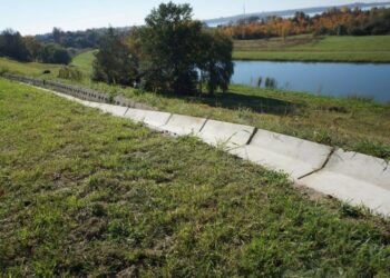 Tarnobrzeg: Osuwisko na osiedlu Miechocin zostało zabezpieczone