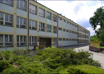 Sandomierz: Bidony dla uczniów