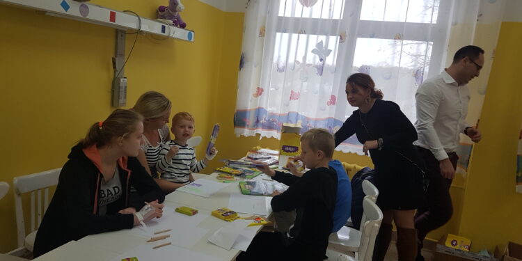 Tarnobrzeg. Wielki lekarz małych ludzi. Konkurs plastyczny imienia doktor Lilien.