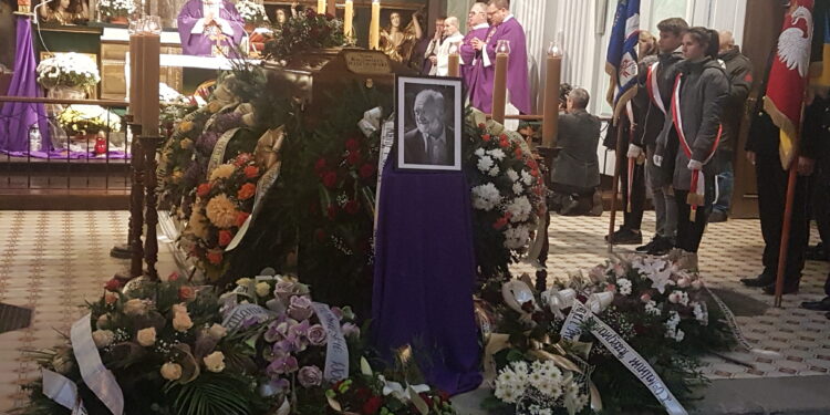 Tarnobrzeg. Ostatnie pożegnanie Kazimierza Wiszniowskiego.