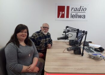 Sandomierz: Seniorzy i młodzież „wracają z teatrem”.