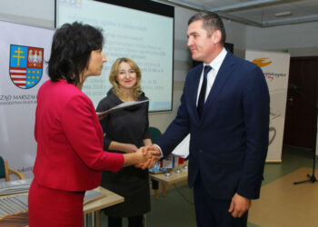 Świętokrzyskie: Kolejne pracownie komputerowe dla szkół.