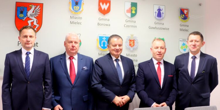 Mielec: Chcę pracować ponad podziałami.