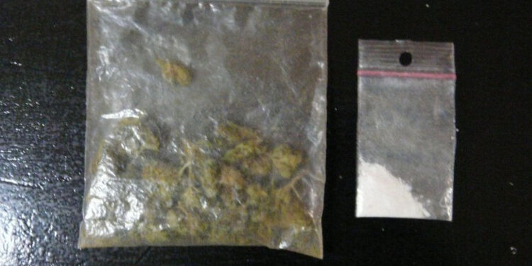 Krzeszów: Narkotyki chował w kubku termicznym.