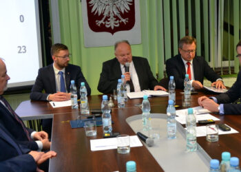 Stalowa Wola: Radni powiatowi zdecydowali o pensji starosty i składzie komisji