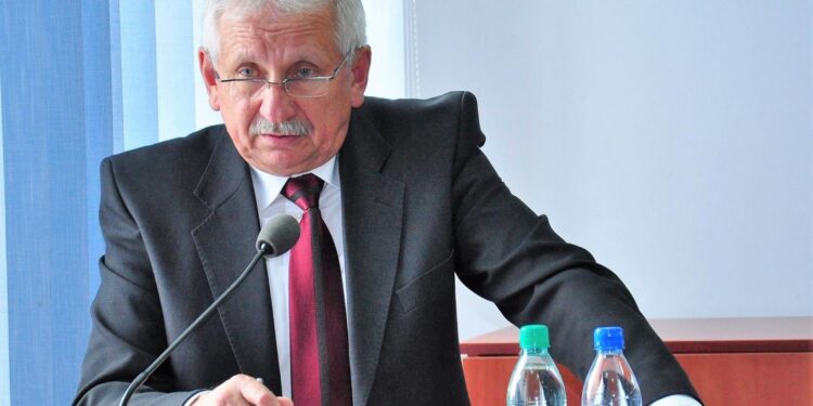 Kolbuszowa: Starosta zawieszony w partyjnej funkcji.