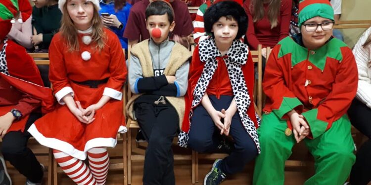 Sandomierz: III Mikołajkowy konkurs na najlepszy kostium świąteczny.