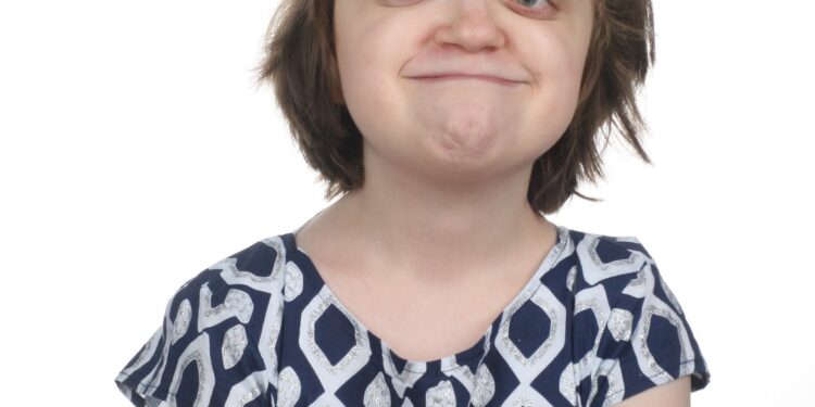 Sandomierz: Szkoła Podstawowa nr 4 organizuje koncert, aby pomóc Julii.