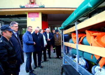 Sandomierz: Strażacy doposażeni.