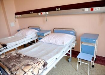 Mielec: Ocenimy działania dyrektora.