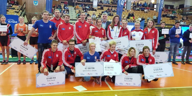 Tarnobrzeg. 28. edycja ENEA Mistrzostw Polski na ergometrze wioślarskim.