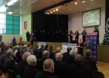Mielec: Spotkanie opłatkowe klubu PiS powiatu mieleckiego.