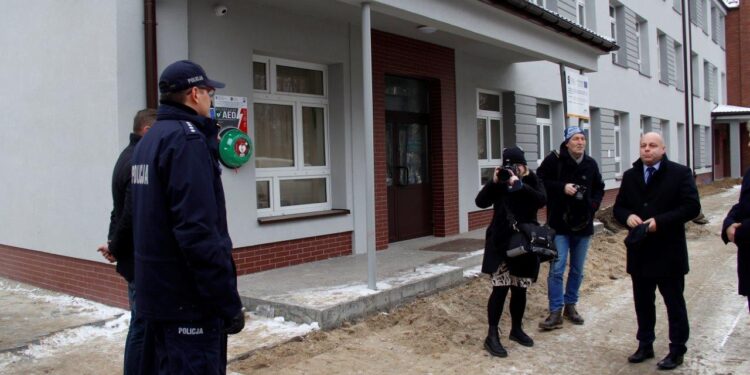 Nisko: Zainstalowany został drugi ogólnodostępny defibrylator