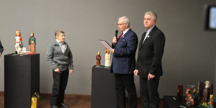 Mielec: Po prostu rzeźbię…