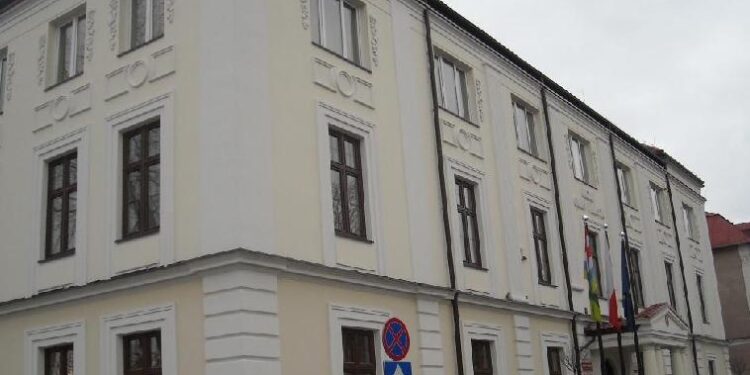 Nisko: Budynek po zakładach drzewnych zaadaptują na ŚDS.