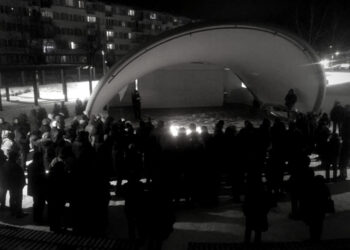 Stalowa Wola: Zapalili Światełko Pokoju