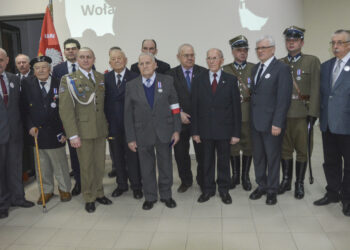 Stalowa Wola: Wraz ostatnimi świadkami historii przypomnieli o powstaniu AK