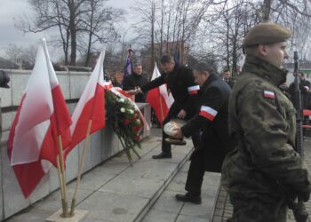 Mielec: Pamiętano o 77. rocznicy powstania AK.