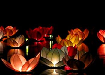 Sandomierz: Lampiony miłości, jarmark i koncert Gabriela Fleszara, czyli walentynki w Sandomierzu.