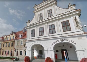 Sandomierz: Chorągiew Rycerstwa Ziemi Sandomierskiej kolejny rok w Kamienicy Oleśnickich.