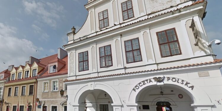 Sandomierz: Chorągiew Rycerstwa Ziemi Sandomierskiej kolejny rok w Kamienicy Oleśnickich.