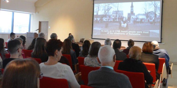 Stalowa Wola: Obchodzili Międzynarodowy Dzień Pamięci o Ofiarach Holokaustu