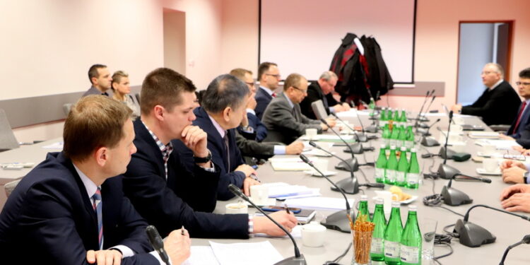 Mielec: Zwiększenie środków na inwestycje drogowe.