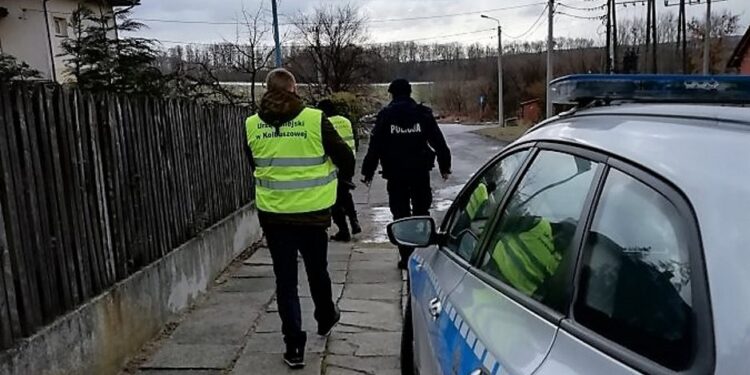 Kolbuszowa: Kontrole posesji.